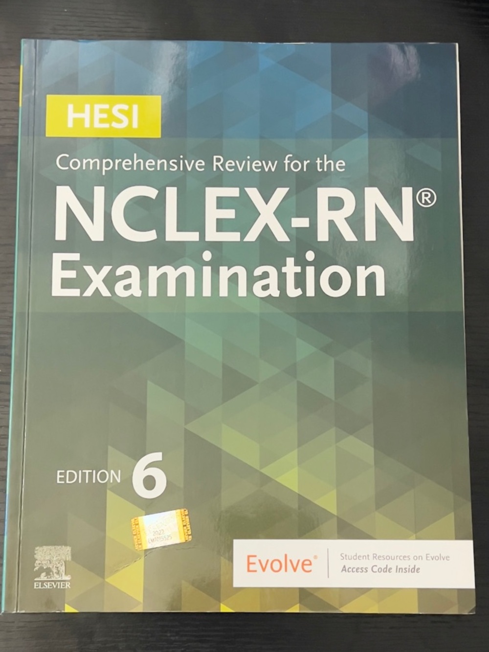 HESI NCLEX-RN Comprehensive Review (Edition 6) - Green Geometric Cover